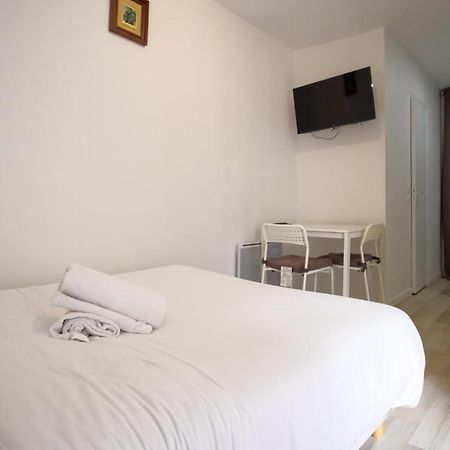 Charming And Cozy Near Montparnasse Apartment ปารีส ภายนอก รูปภาพ