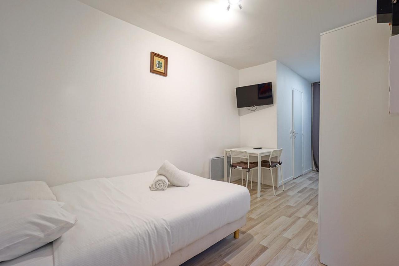 Charming And Cozy Near Montparnasse Apartment ปารีส ภายนอก รูปภาพ