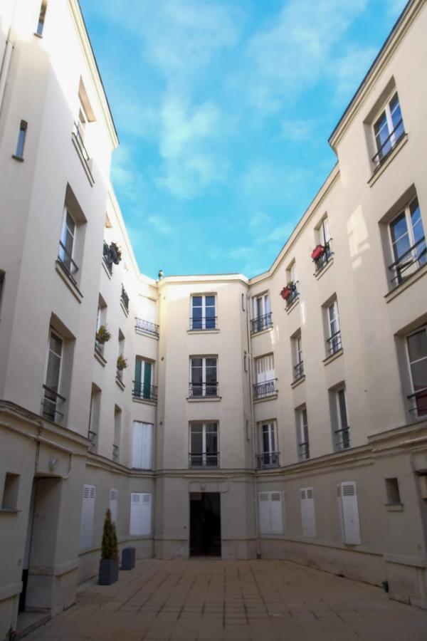 Charming And Cozy Near Montparnasse Apartment ปารีส ภายนอก รูปภาพ
